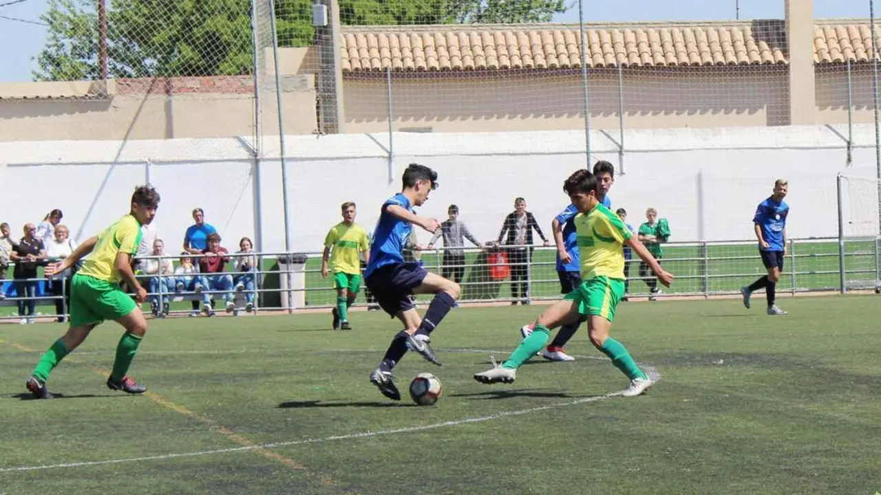 Una acci&oacute;n del partido - Ra&uacute;l J. Bustillos