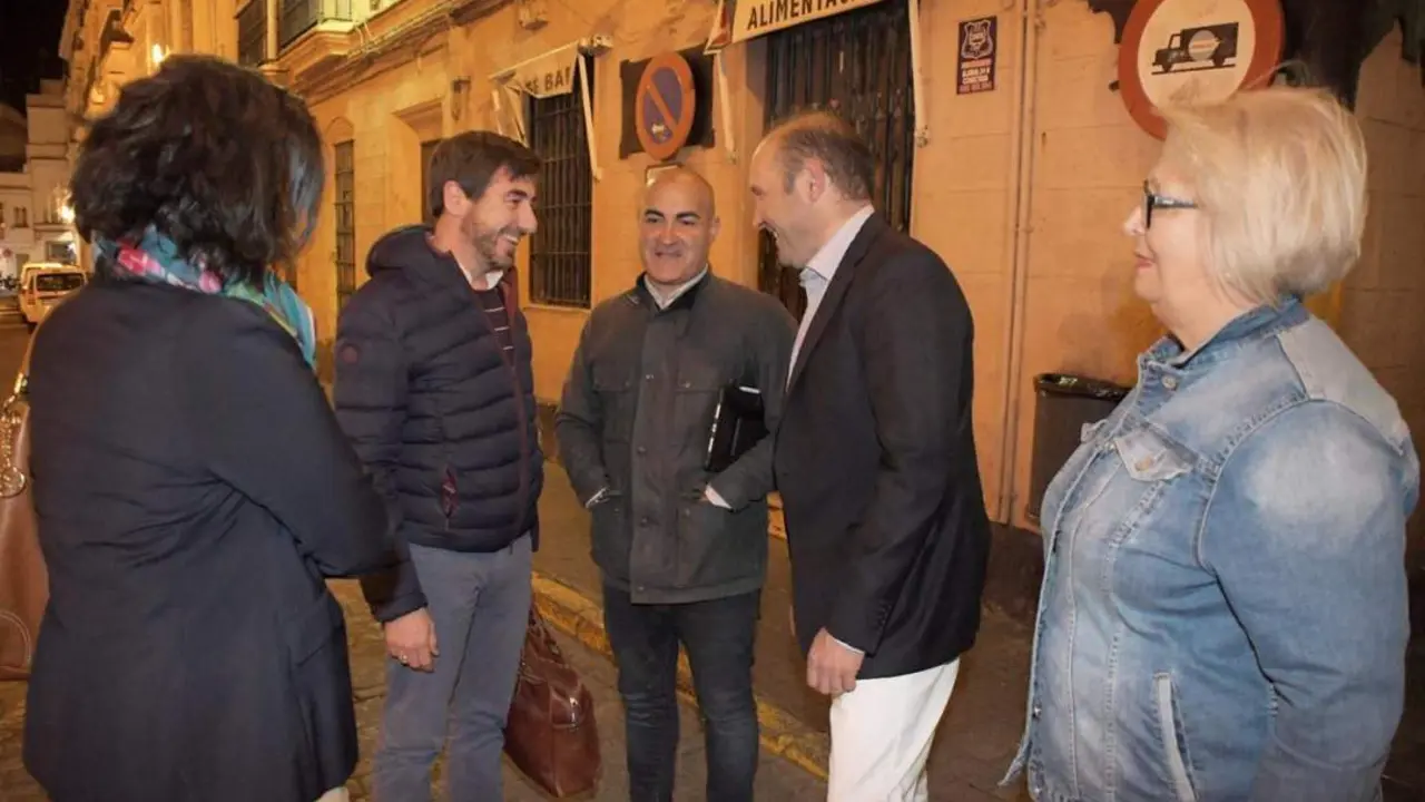 Recorrido con los vecinos. - PP
