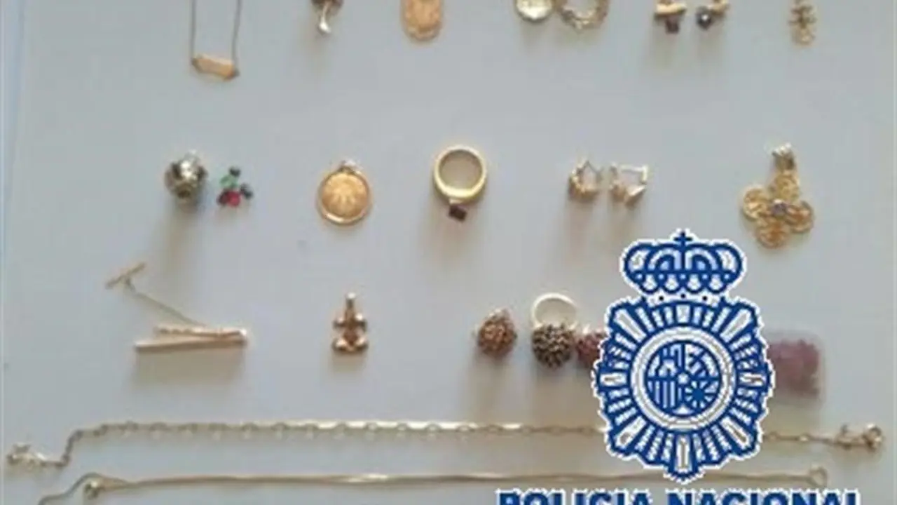 Joyas recuperadas.  - VM