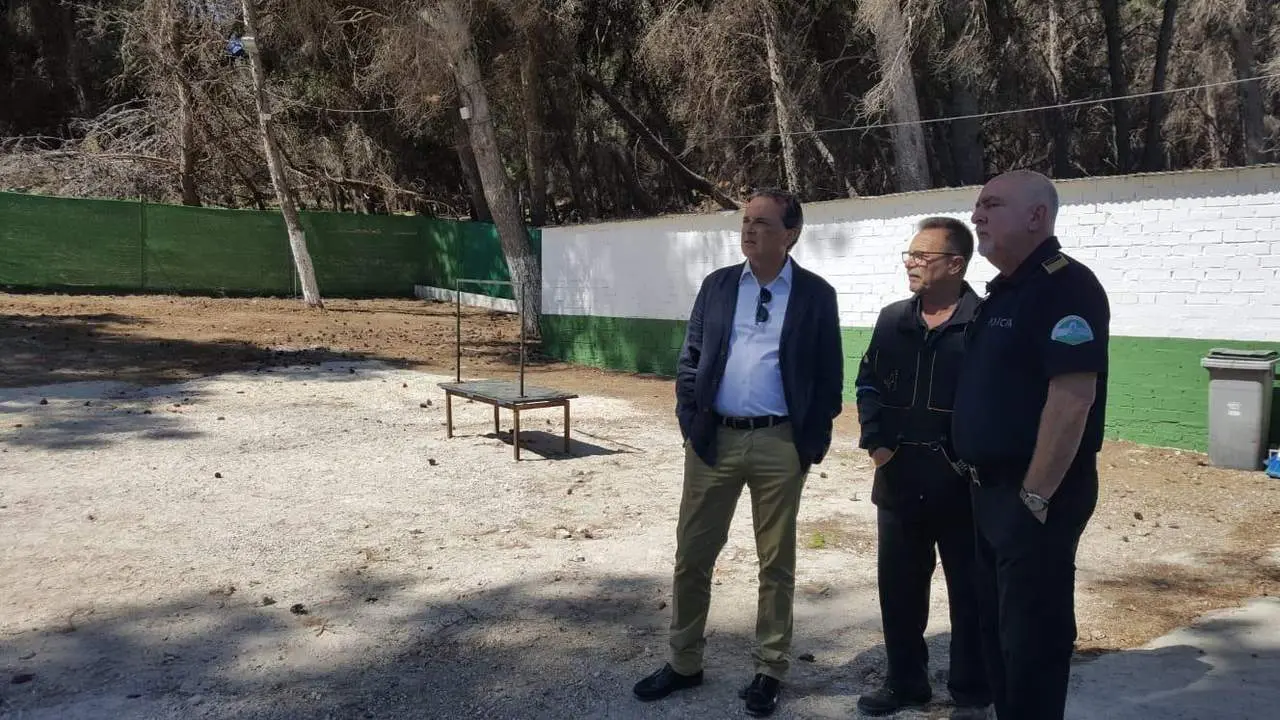 El alcalde visit&oacute; las instalaciones. - V.M.