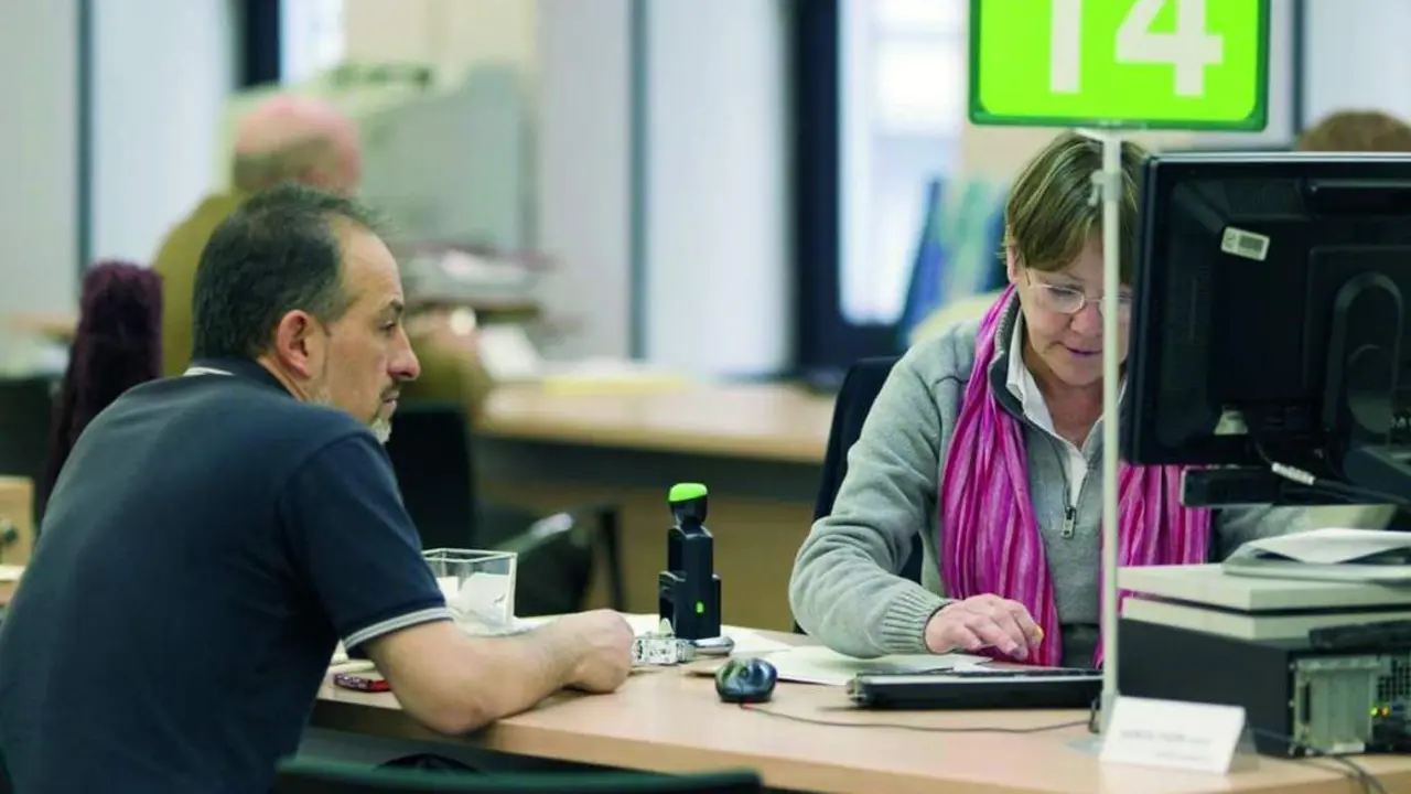 Una oficina de Empleo.  - Andaluc&iacute;a Informaci&oacute;n