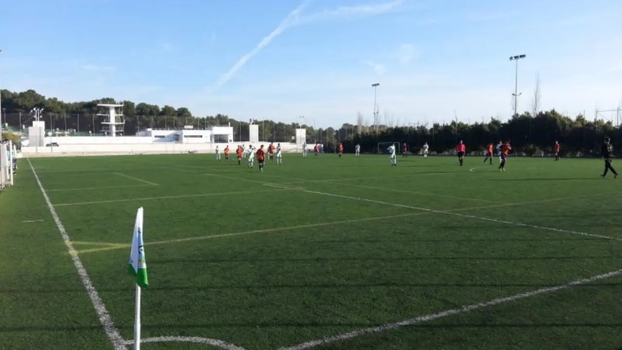 Campo de F&uacute;tbol El Pozuelo de Torremolinos. - V.M.