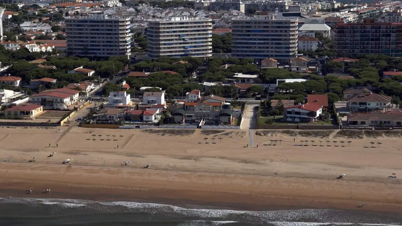 Vista a&eacute;rea de la playa de Punta Umbr&iacute;a. - VH
