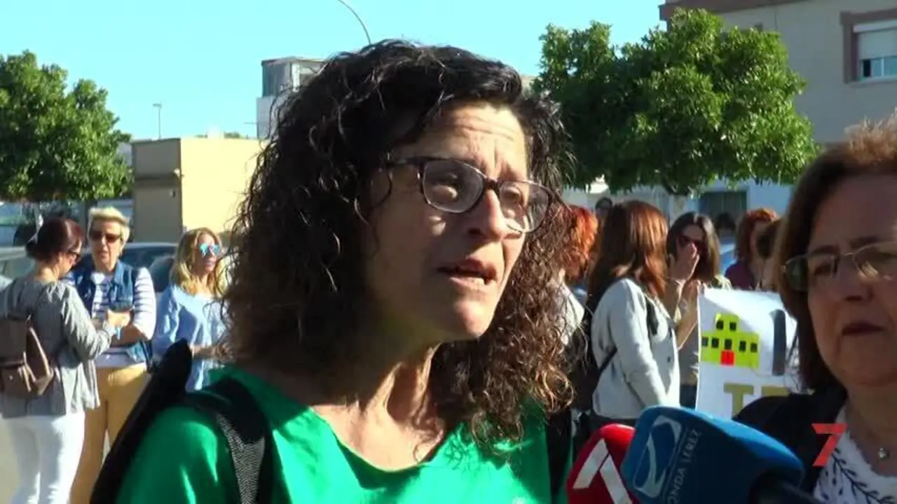 Las familias del nuevo IES protestan por la lentitud de las obras