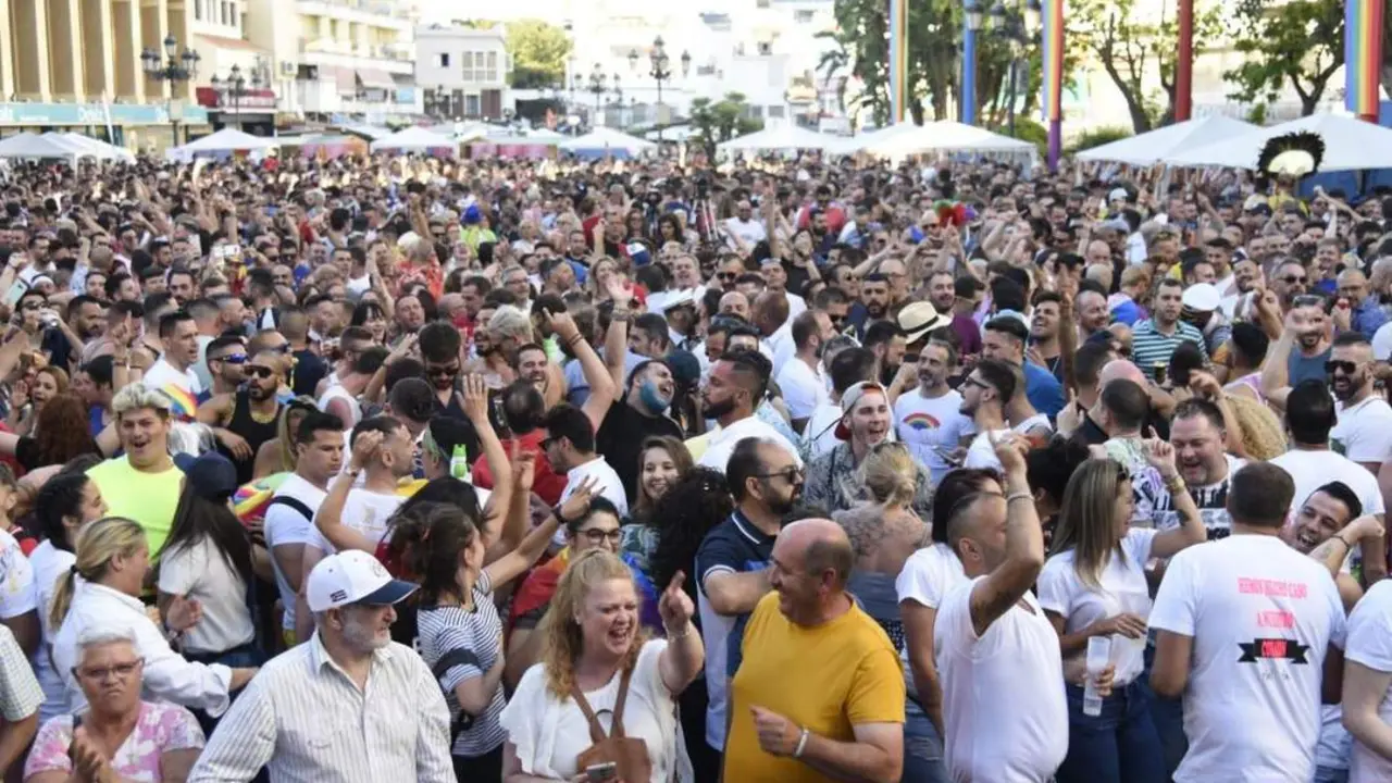 M&aacute;s de 60.000 personas disfrutaron del Orgullo de Torremolinos