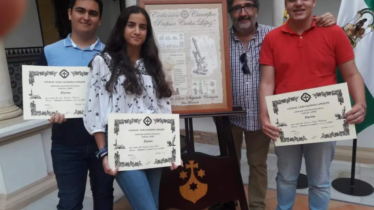 Alumnos premiados. - Informaci&oacute;n.