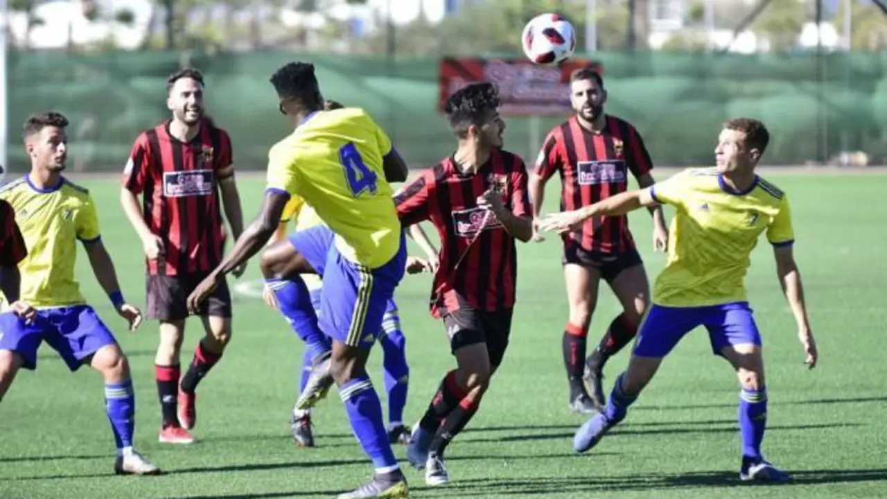 El C&aacute;diz CF B se trae un gran resultado de Canarias - C&aacute;diz CF