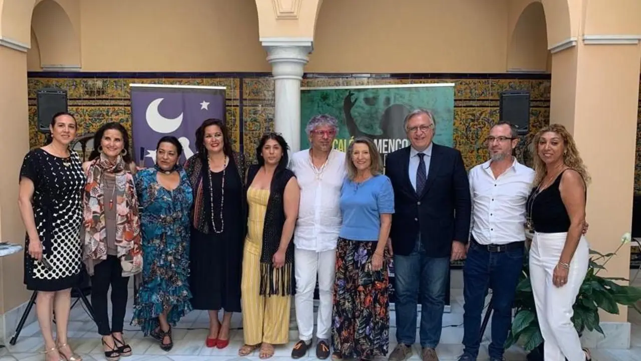 Presentaci&oacute;n de Cal&oacute; Flamenco en Sevilla - jerez.es