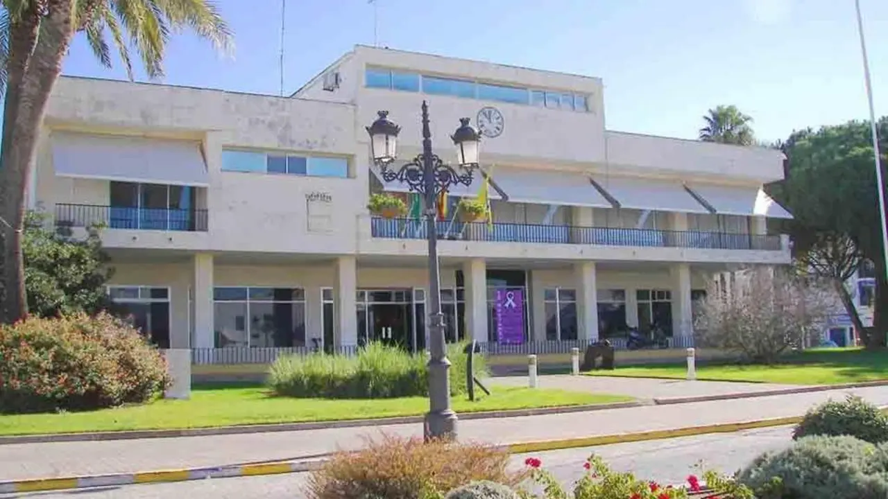 Ayuntamiento Isla Cristina. - VH