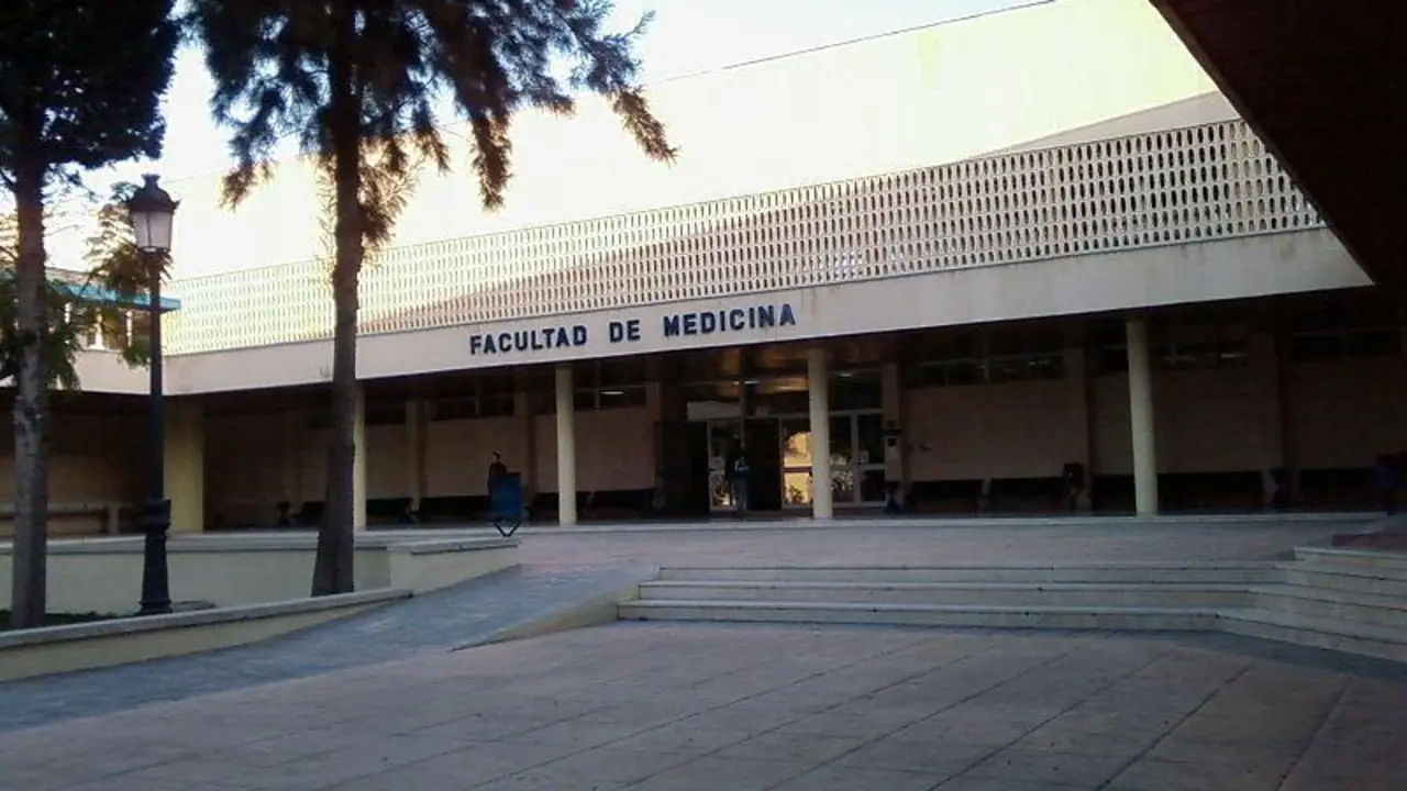 Facultad de medicina de M&aacute;laga - vm