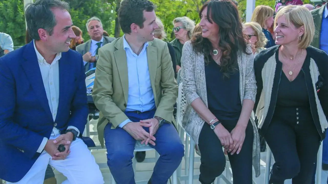 Pablo Casado, junto a Loles L&oacute;pez y Pelayo en un acto celebrado en Jerez - Cristo Garc&iacute;a