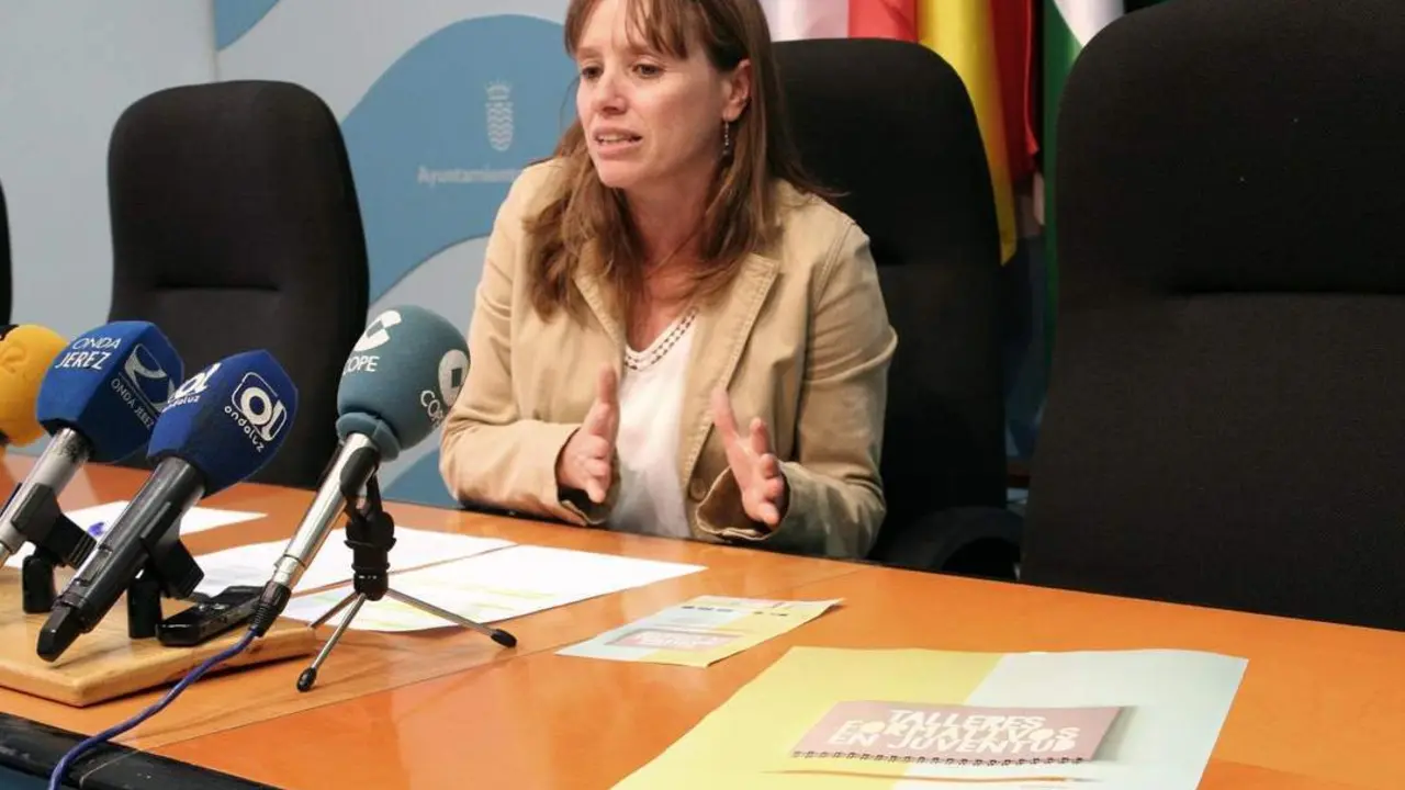 Laura &Aacute;lvarez, delegada de Personal - jerez.es