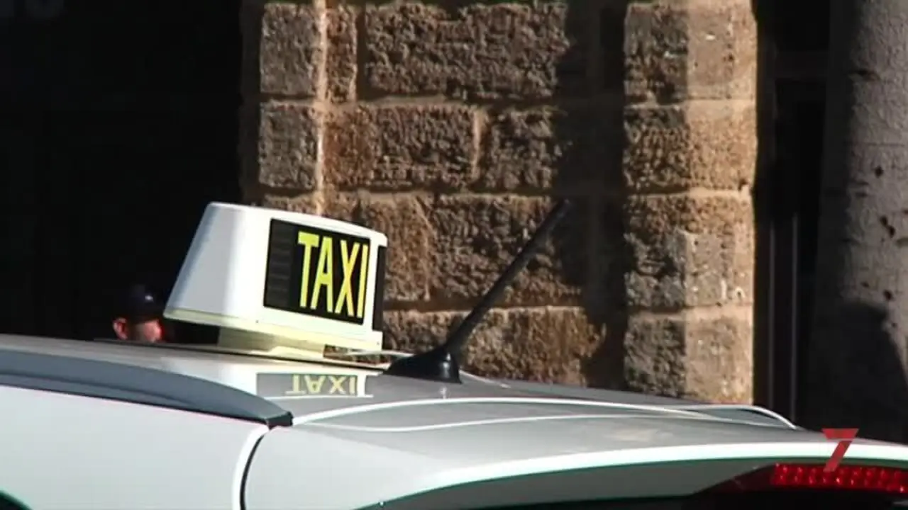 Un buen agosto para los taxistas de C&aacute;diz a pesar de que lleg&oacute; Uber