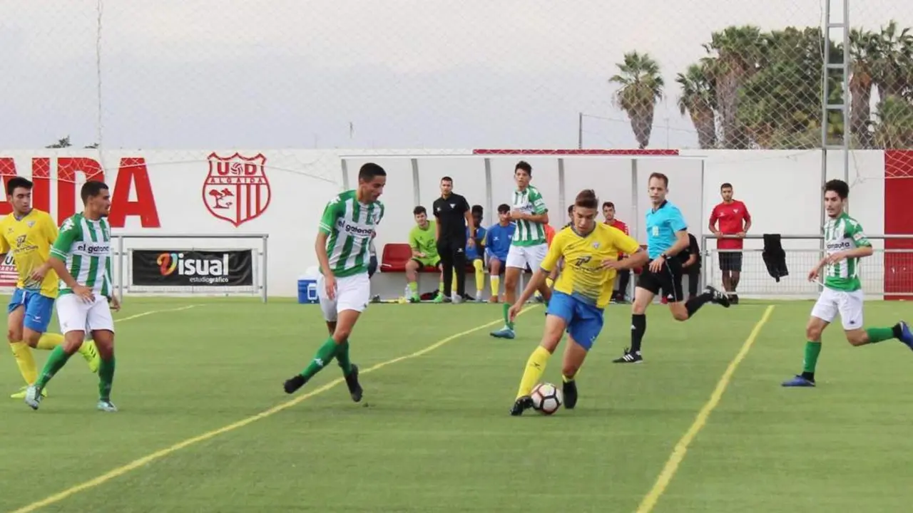 Una acci&oacute;n del partido - Ra&uacute;l J. Bustillos