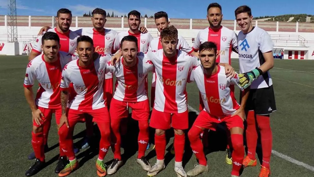 Once inicial que present&oacute; la Juventud Sanluque&ntilde;a en Alcal&aacute; del Valle - Moi Cantero