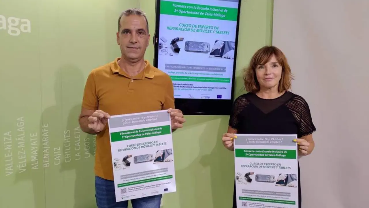 Presentaci&oacute;n del curso en V&eacute;lez-M&aacute;laga. - VM