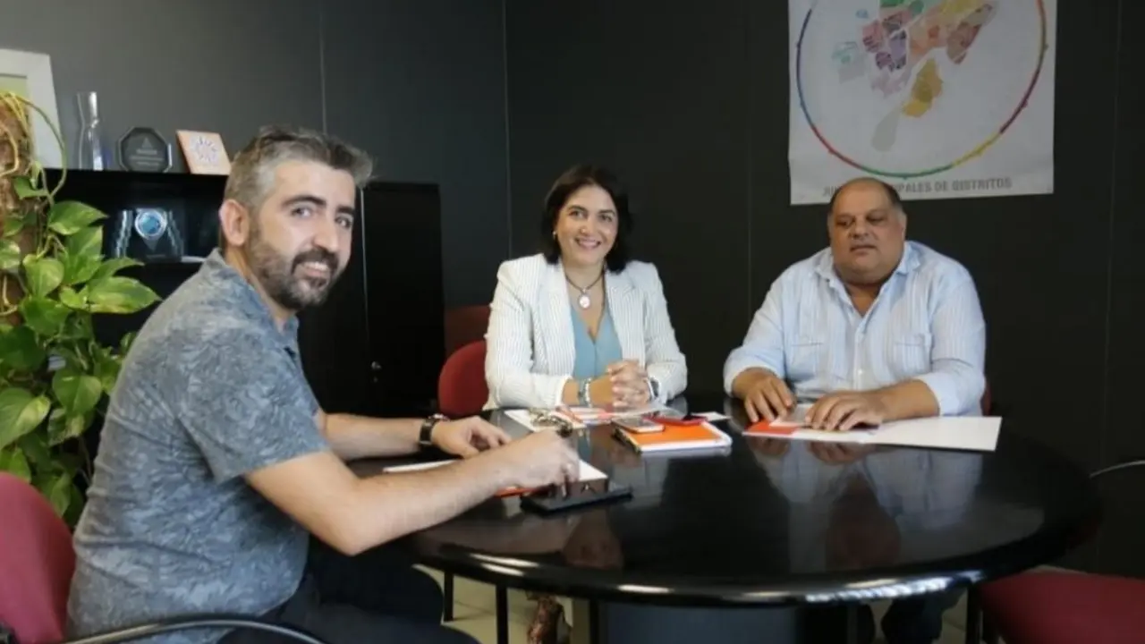 Firma del acuerdo. - AI