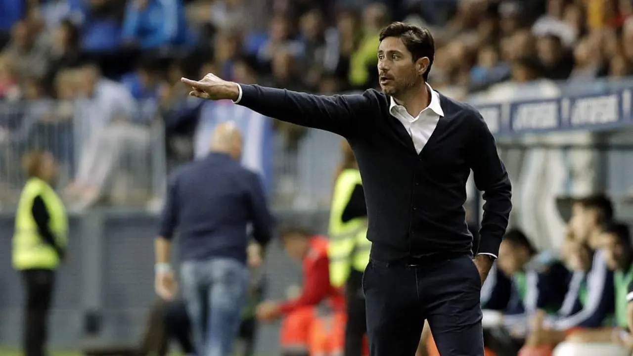 El entrenador blanquiazul. - M&aacute;laga CF