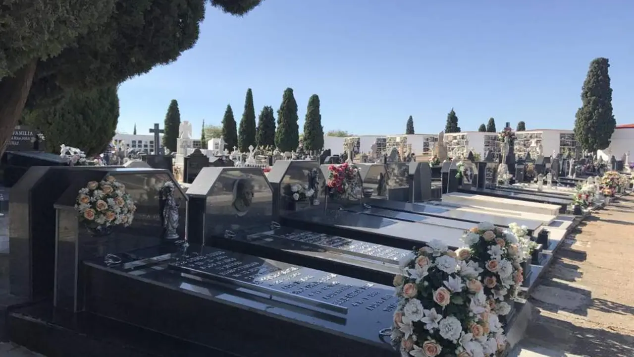 Cementerio de La Soledad de Huelva. - VH