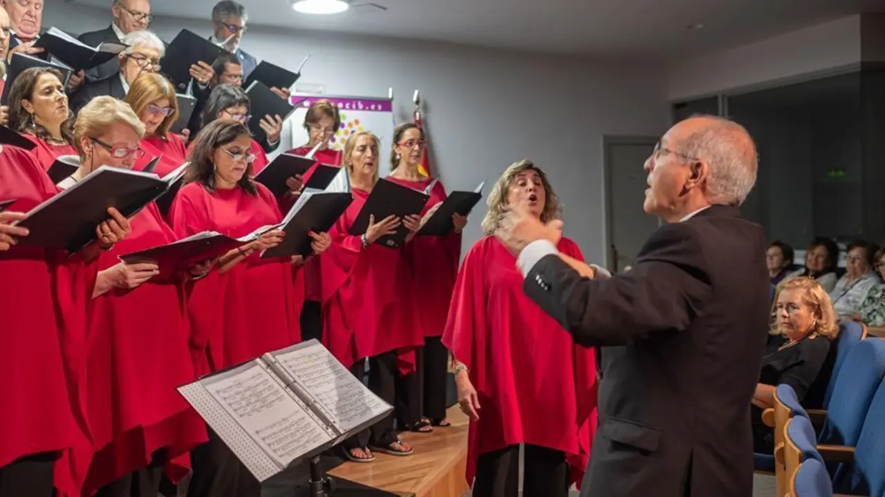 Concierto El Orfe&oacute;n y Escolan&iacute;a de Huelva. - VH