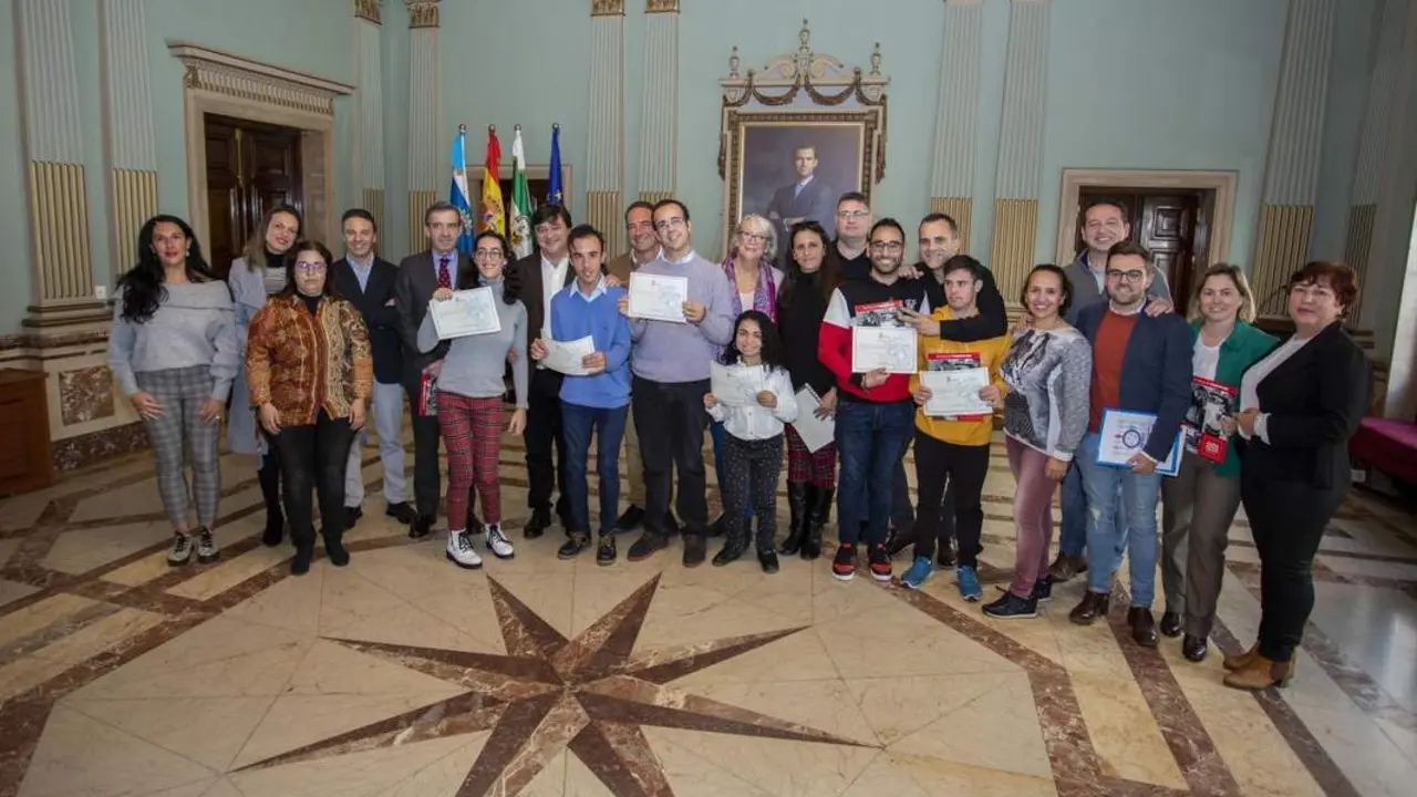 Pr&aacute;cticas municipales de nueve j&oacute;venes de Aones y Avadi-Down Huelva