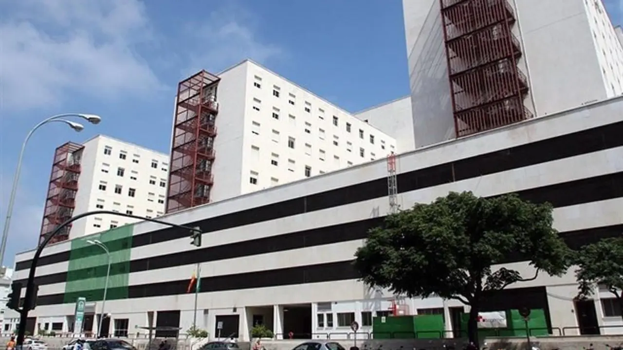 Hospital Puerta del Mar. - EP