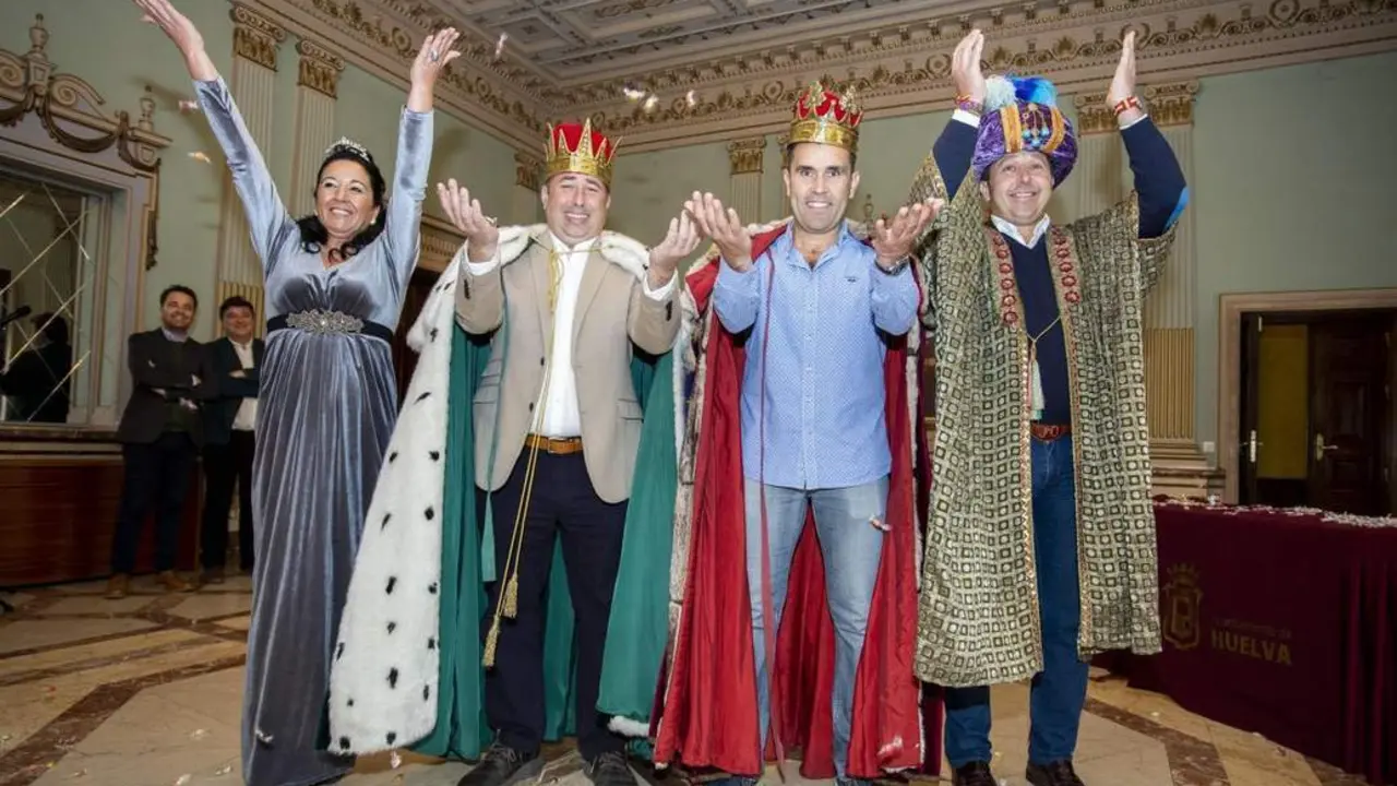 Los Reyes Magos de Huelva ya tienen corona