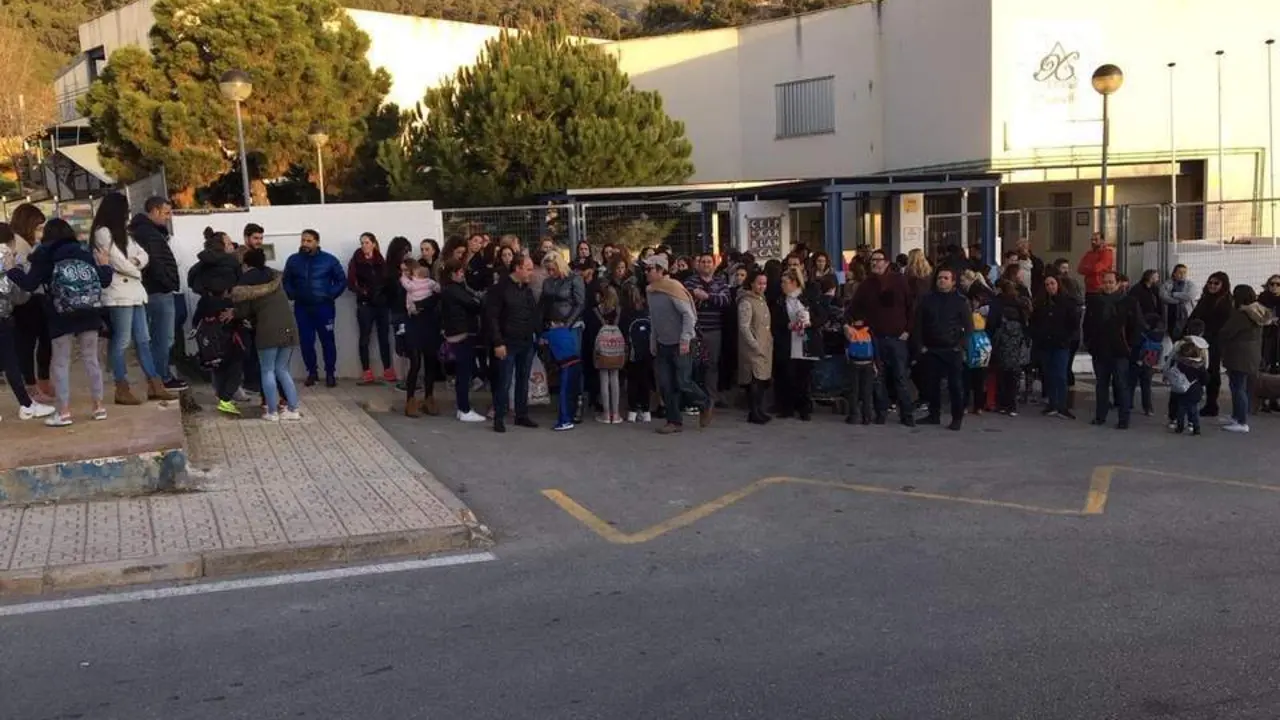 Padres del colegio Xarblanca de Marbella piden m&aacute;s monitores de educaci&oacute;n especial para alumnos con necesidades. - ep