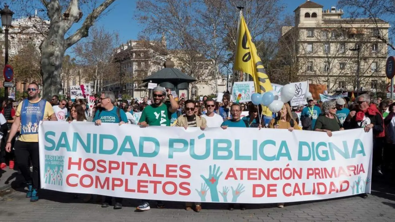 La protesta por la situaci&oacute;n de la sanidad. - Efe