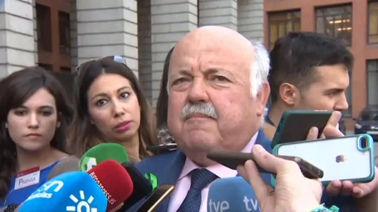Aguirre: Hay "coordinaci&oacute;n &oacute;ptima" con Sanidad por el coronavirus