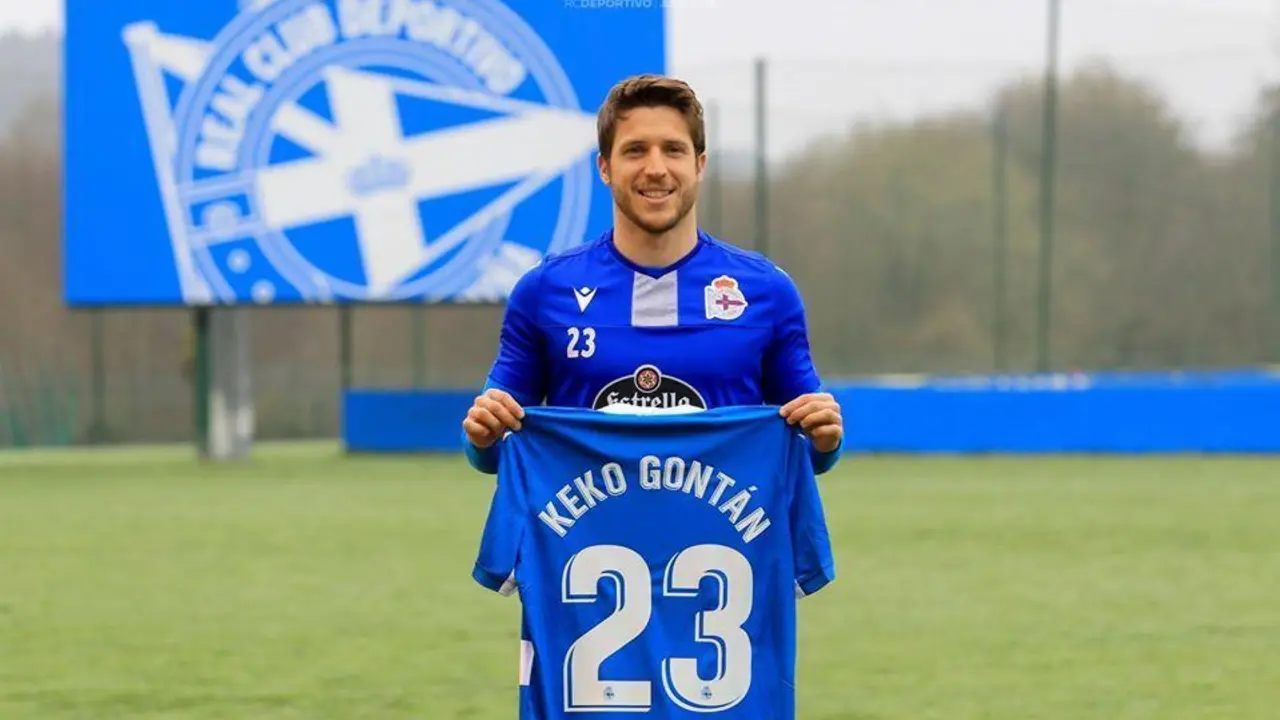 En su presentaci&oacute;n con el D&eacute;por. - @RCDeportivo