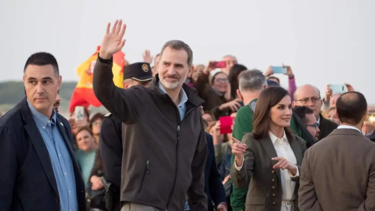 Don Felipe y do&ntilde;a Letizia en su visita a Sanl&uacute;car - Ricardo Jim&eacute;nez.