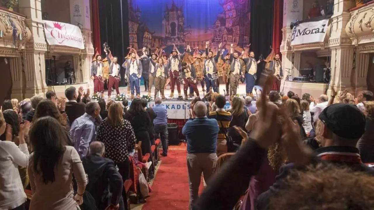 Agrupaci&oacute;n en el Gran Teatro. - H. CORPA