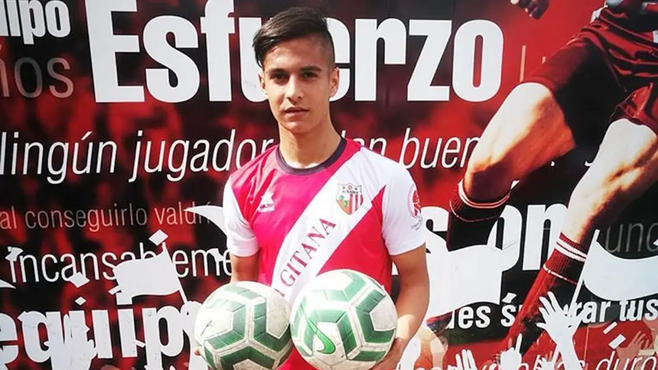 Nico, jugador de la cantera de la UD Algaida - Ra&uacute;l J. Bustillos