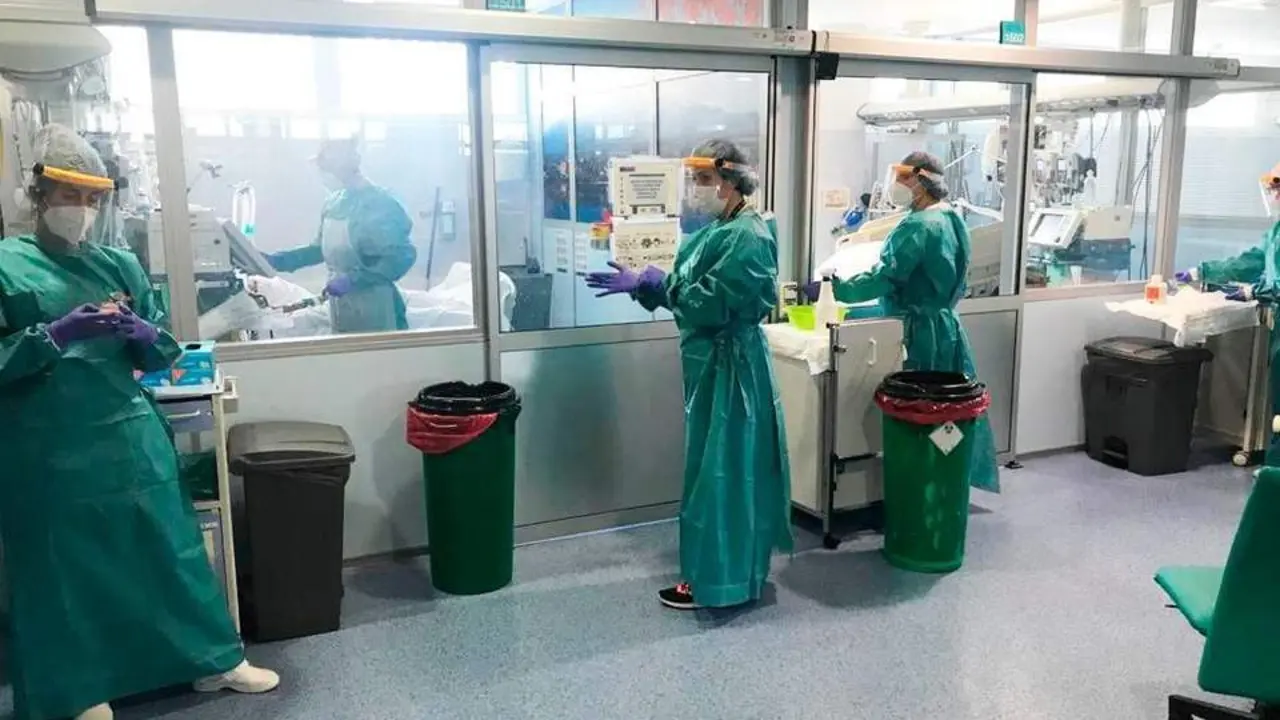 Personal sanitario en M&aacute;laga. - Junta de Andaluc&iacute;a