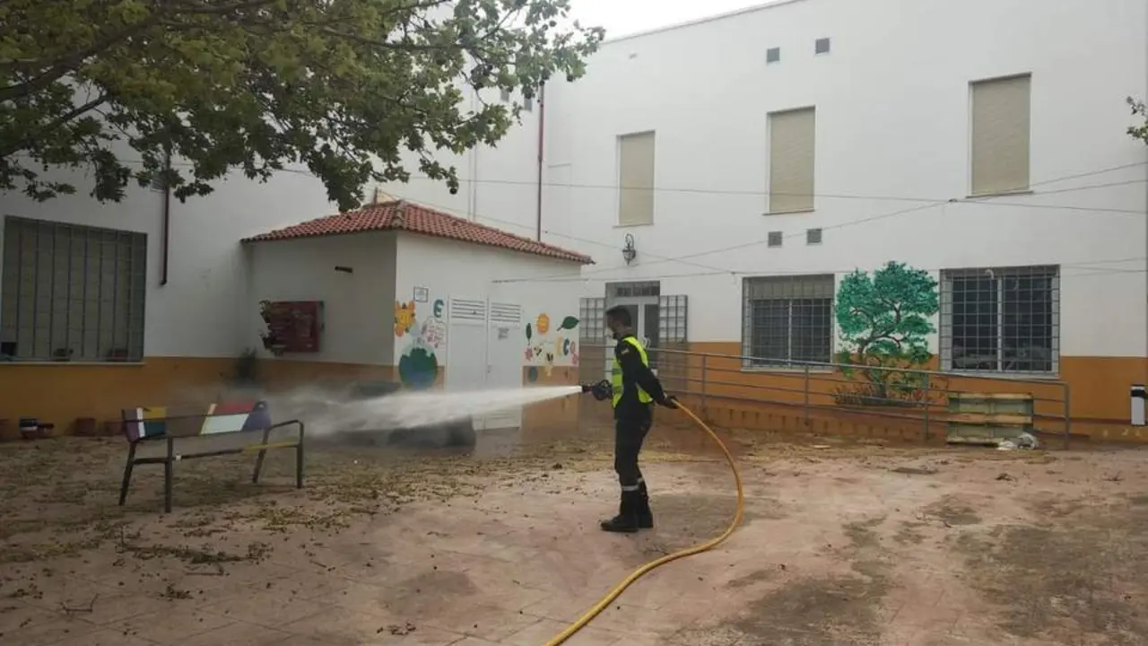 Un militar de la UME. - AI