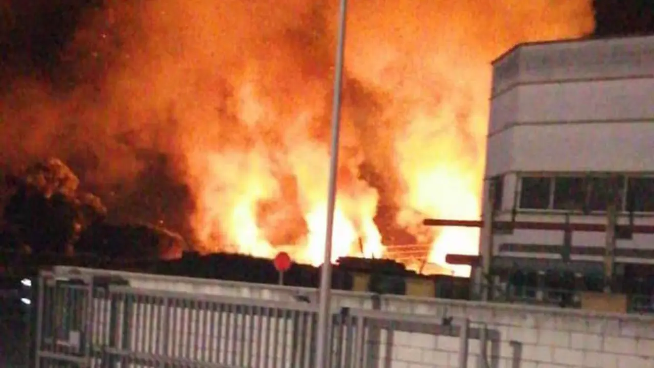 Incendio en un asentamiento de Palos. - VH