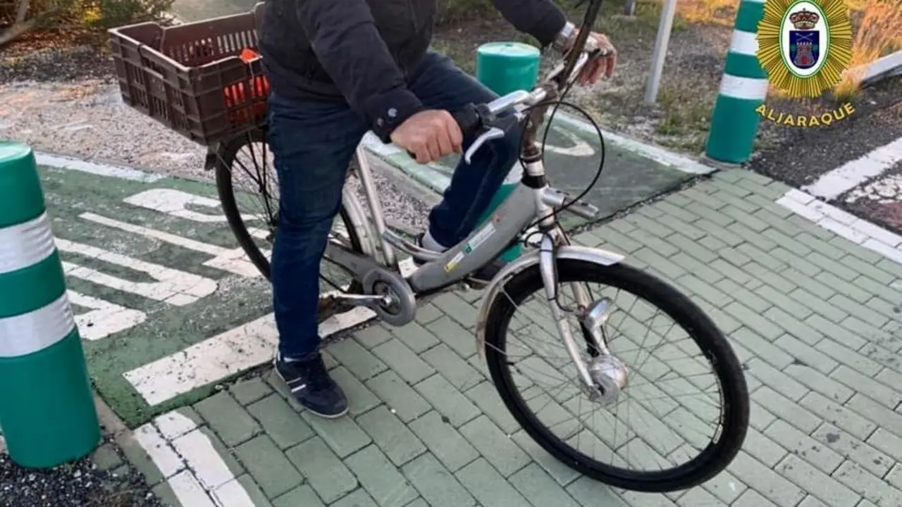 El denunciado por ir en bici. - VH