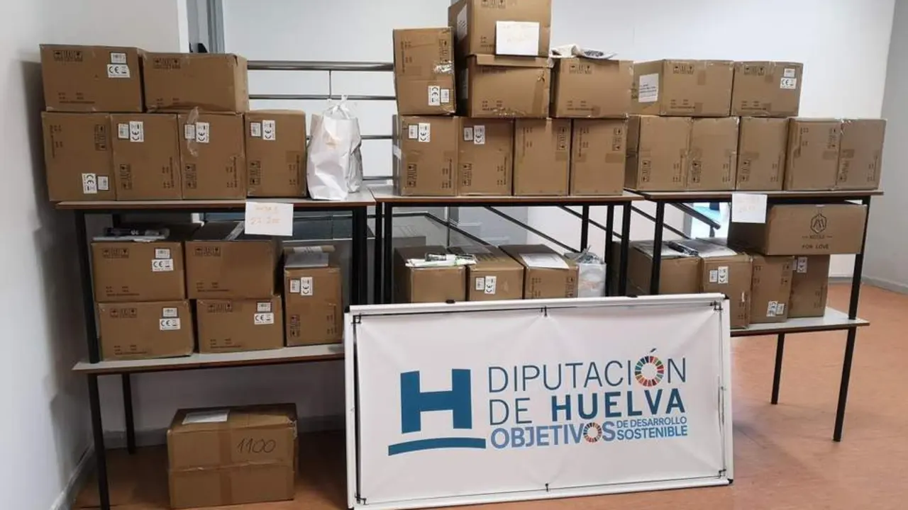 Reparto de mascarillas de Diputaci&oacute;n. - VH