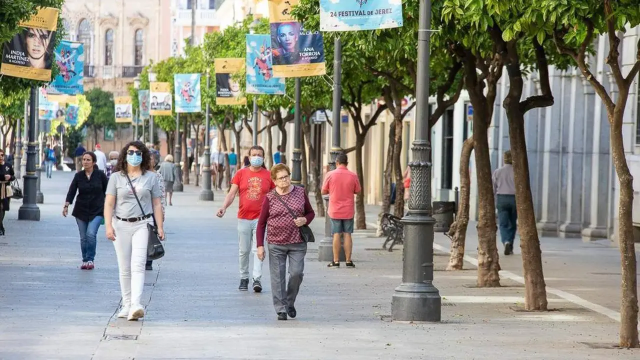 Respuesta masiva a los paseos y la pr&aacute;ctica deportiva en Jerez