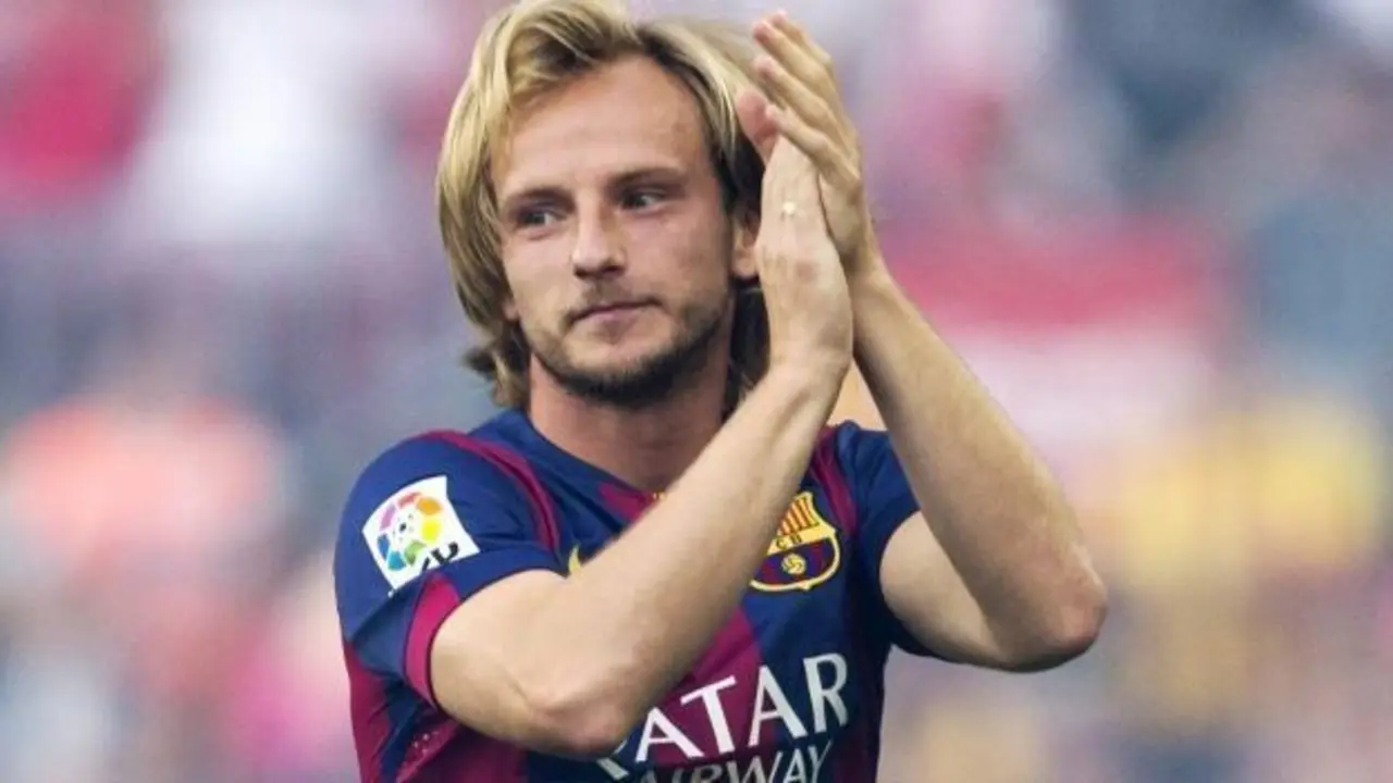 Rakitic con la camiseta del Barcelona.  - Efe