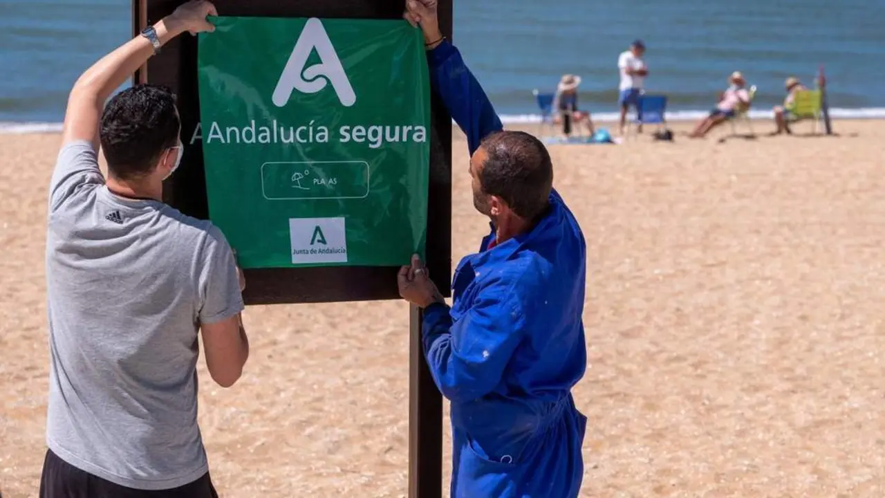 La Antilla ya luce el sello 'Andaluc&iacute;a Segura'. - J.P&Eacute;REZ / EFE