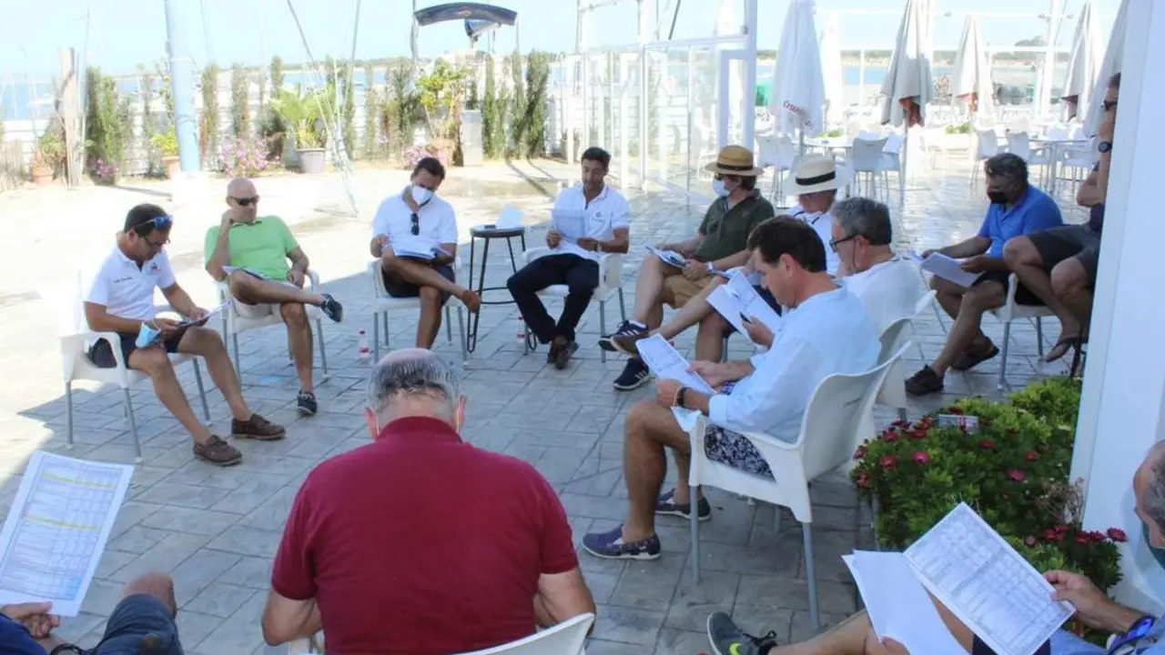 Un momento de la Asamblea Anual de Socios del Real Club N&aacute;utico de Sanl&uacute;car - Ra&uacute;l J. Bustillos