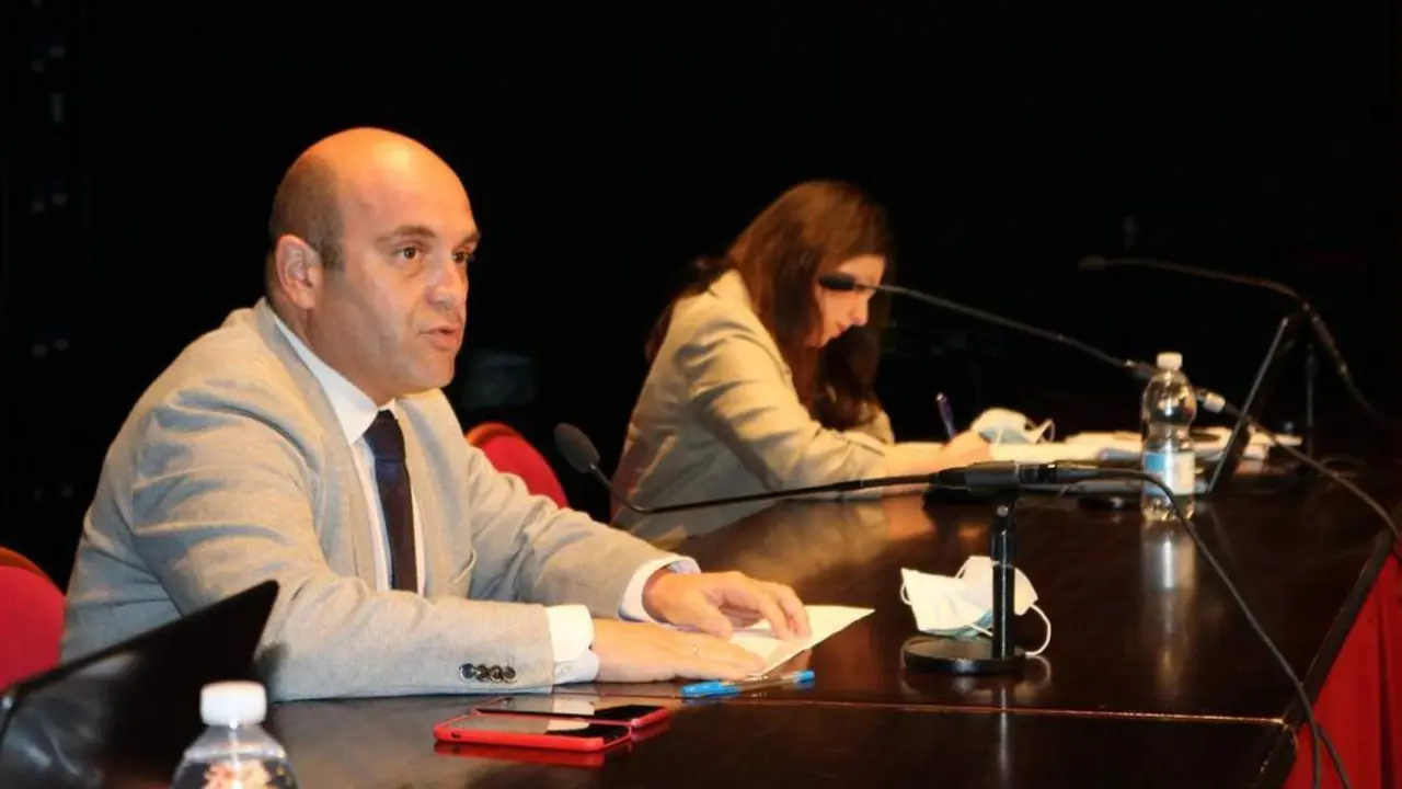 Pleno de renuncia del alcalde de Cartaya. - VH