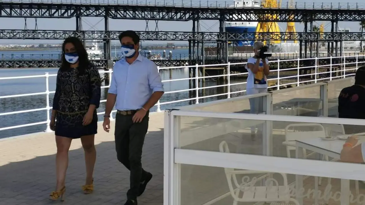 Concejales de Cs en el Paseo de la R&iacute;a. - VH