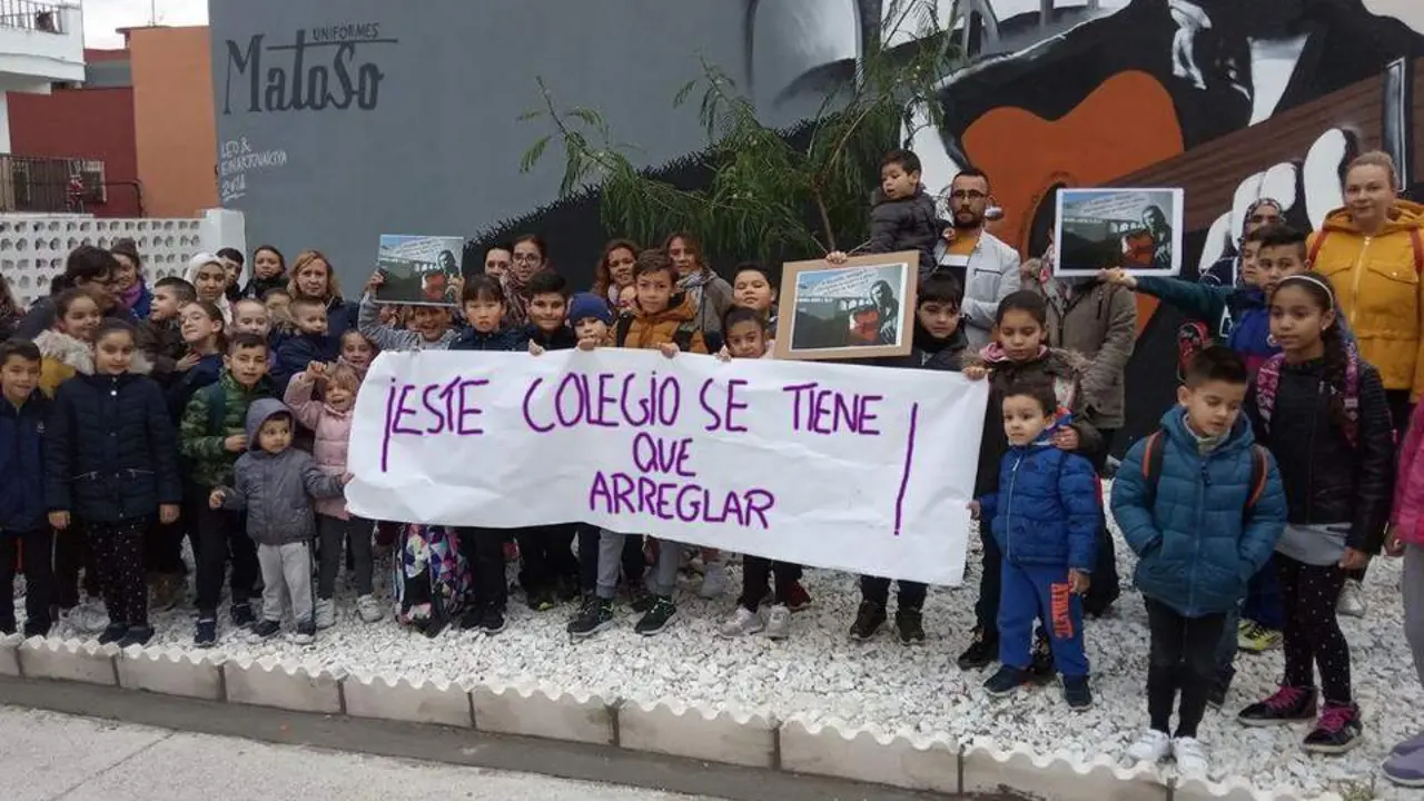 Protesta en el colegio. - A. I.