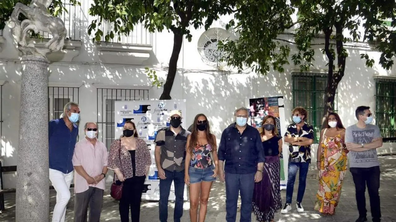 Camas con los artistas que act&uacute;an la semana que viene.  - Jerez.es