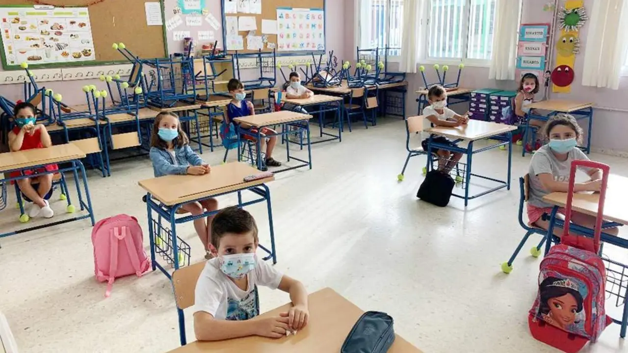 Varios de los alumnos que han participado en el Refuerzo Estival - CEIP Maestra Caridad Ruiz