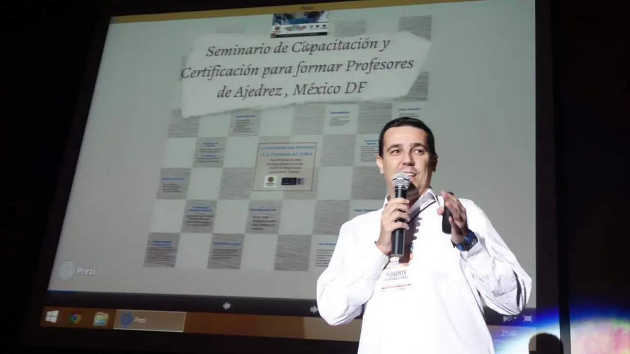 Daniel Escobar, presidente del Club de Ajedrez de Sanl&uacute;car - A. I.