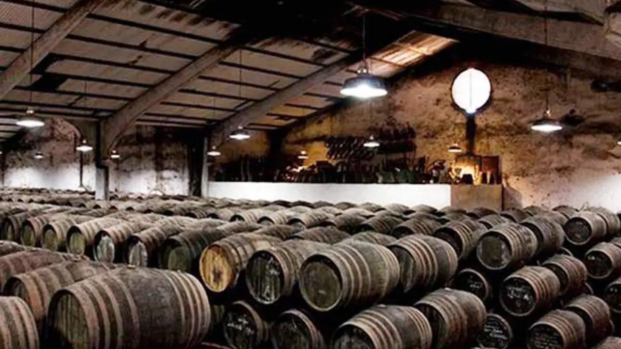 Las bodegas de Sanl&uacute;car seguir&aacute;n a la espera de acontecimientos - A. I.